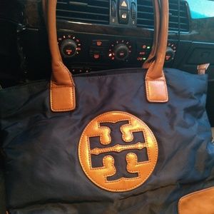 tory tote